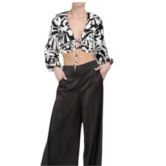Caroline Constas Tops - Caroline Constas Geometric Knot Hole Cropped Long Sleeve Blouse